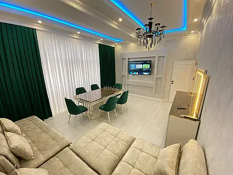 Kirayə verilir 3 otaqlı mənzil 120 m² — Bakı 3 otaq 120.00 m²