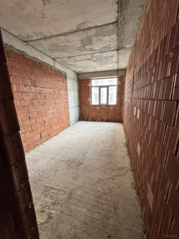 Satılır 3 otaqlı mənzil 113 m²