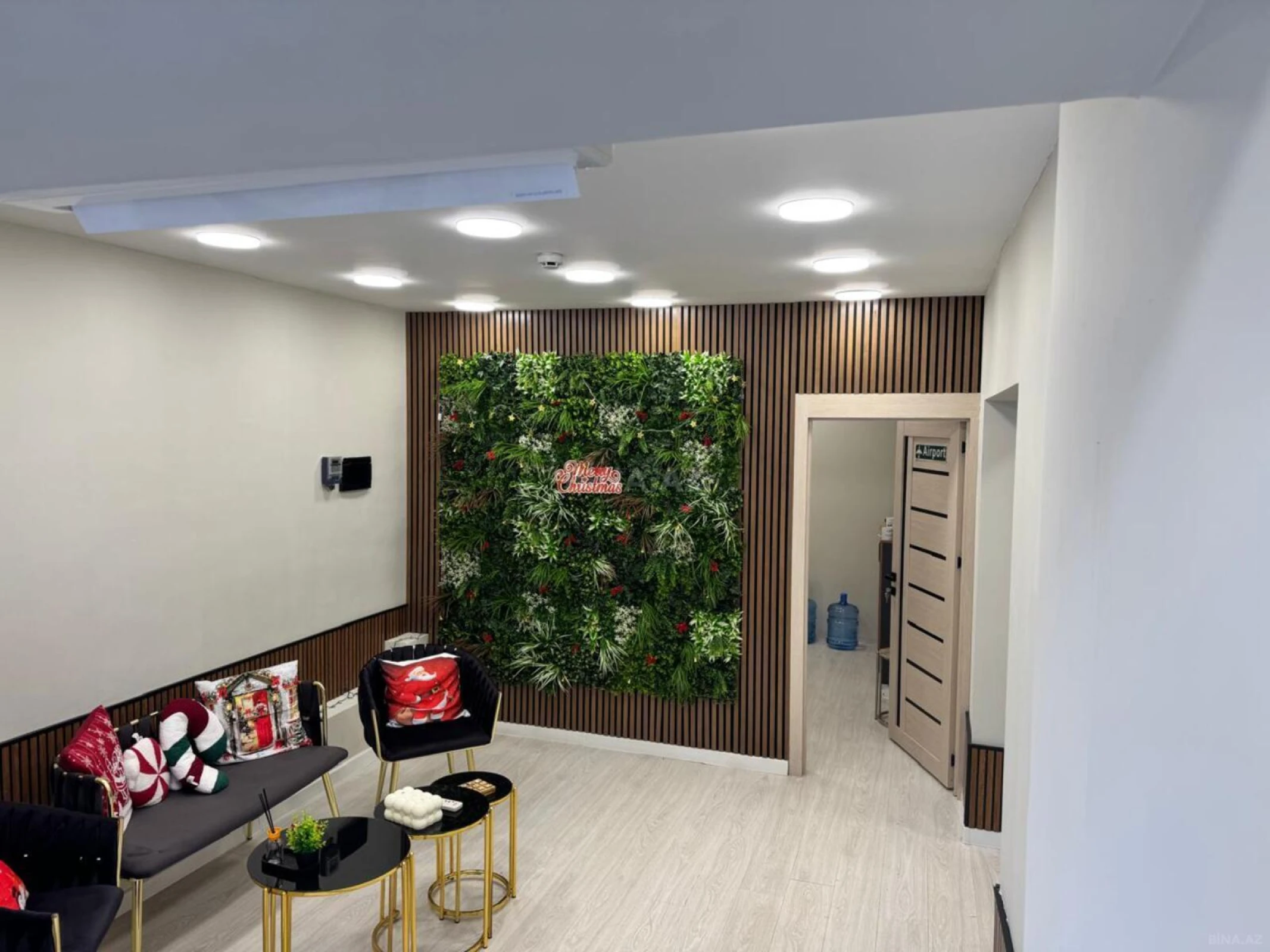 Satılır obyekt 162 m²