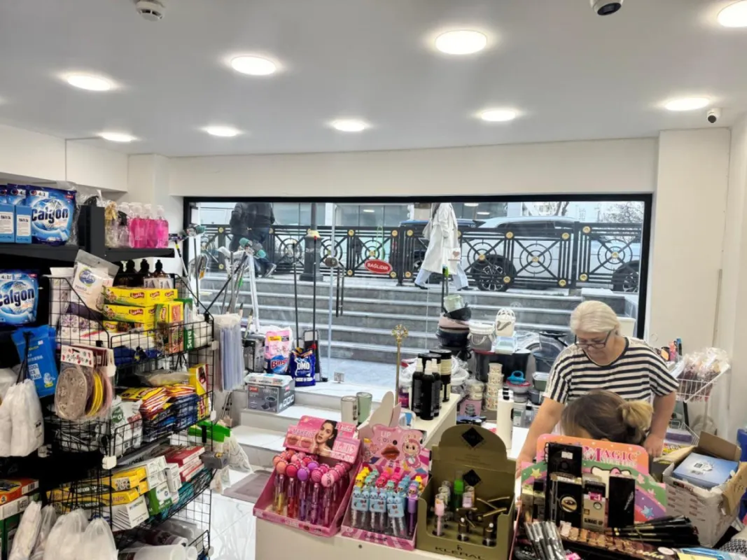 Satılır obyekt 162 m²