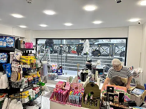 Satılır obyekt 162 m²