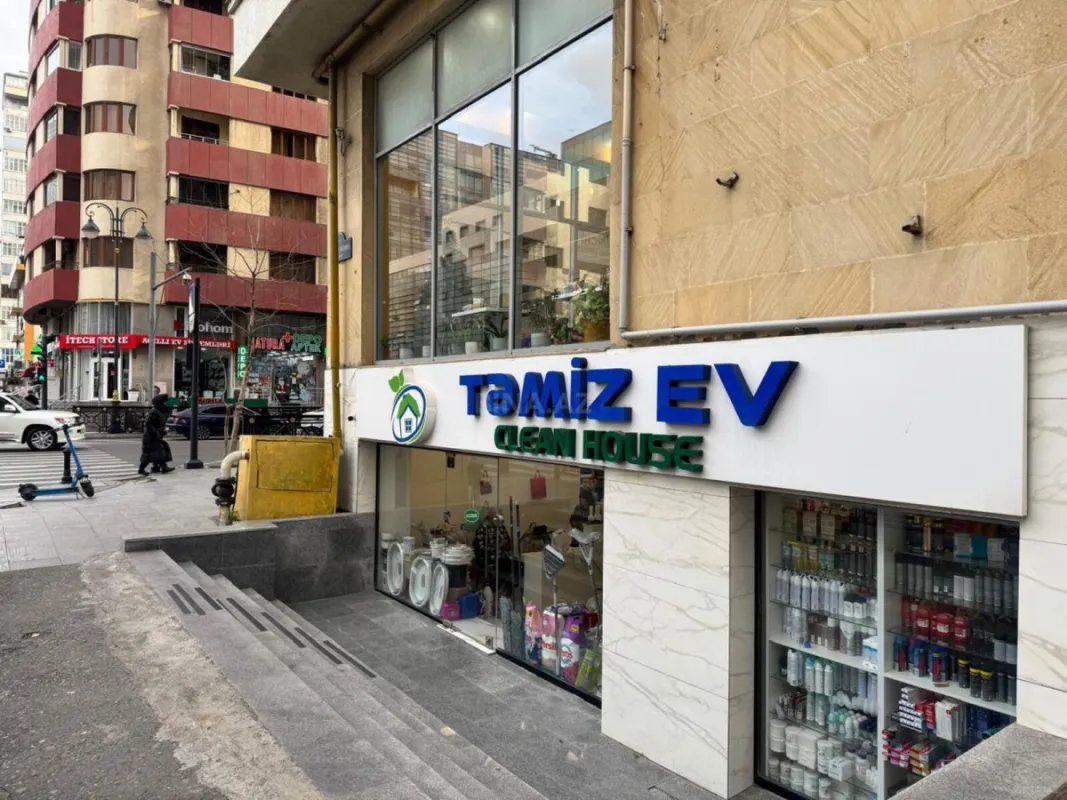 Satılır obyekt 162 m²