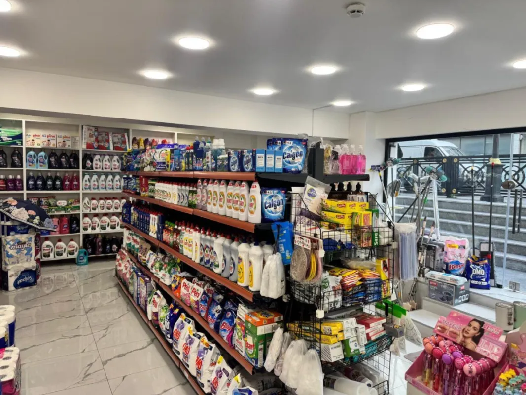 Satılır obyekt 162 m²