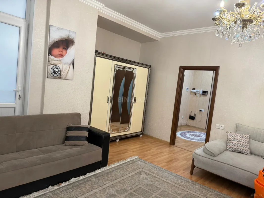Satılır 1 otaqlı mənzil 58 m²