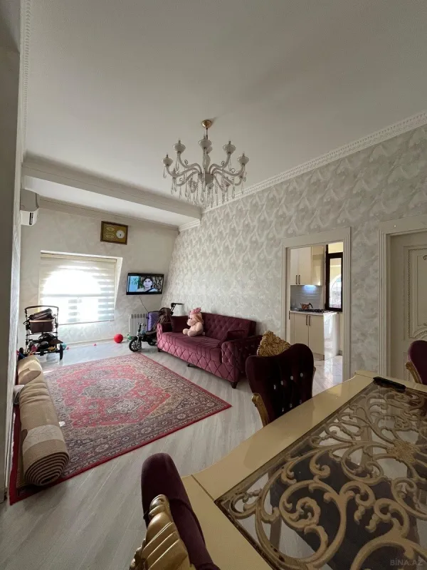 Kirayə verilir 2 otaqlı mənzil 70 m²