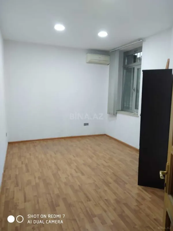 Kirayə verilir obyekt 70 m²