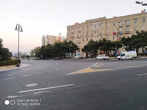 Kirayə verilir obyekt 70 m²