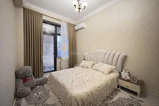 Satılır 3 otaqlı mənzil 105 m²