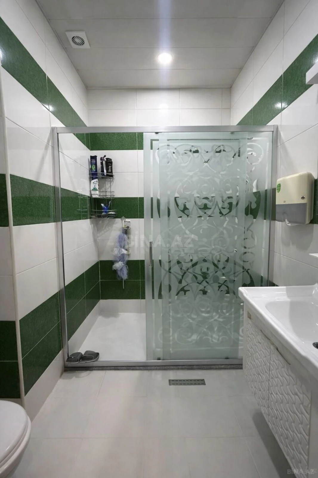 Satılır 3 otaqlı mənzil 105 m²