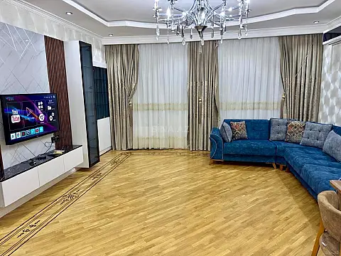 Kirayə verilir 3 otaqlı mənzil 141.7 m² — Bakı, Xətai 3 otaq 141.70 m²