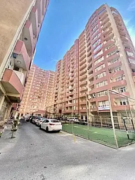 Kirayə verilir 3 otaqlı mənzil 141.7 m²