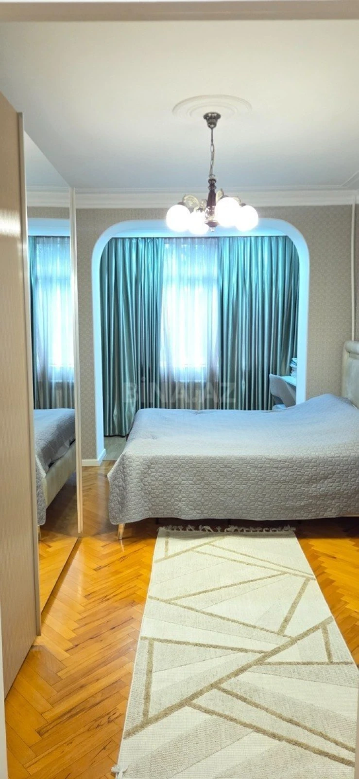 Satılır 3 otaqlı mənzil 90 m²