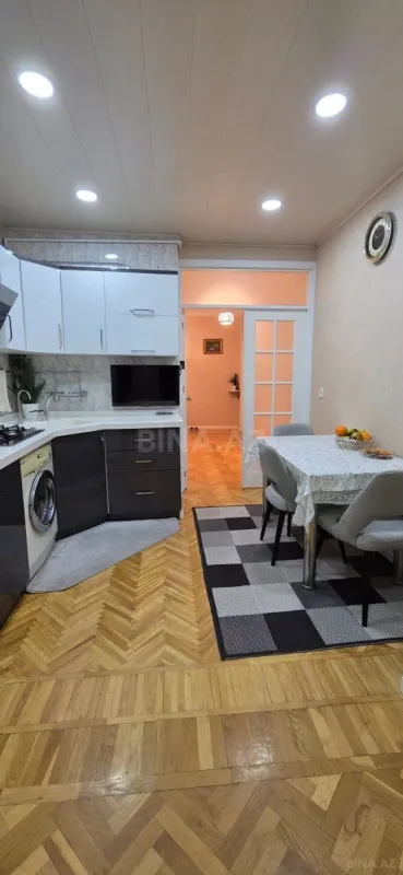 Satılır 3 otaqlı mənzil 90 m²