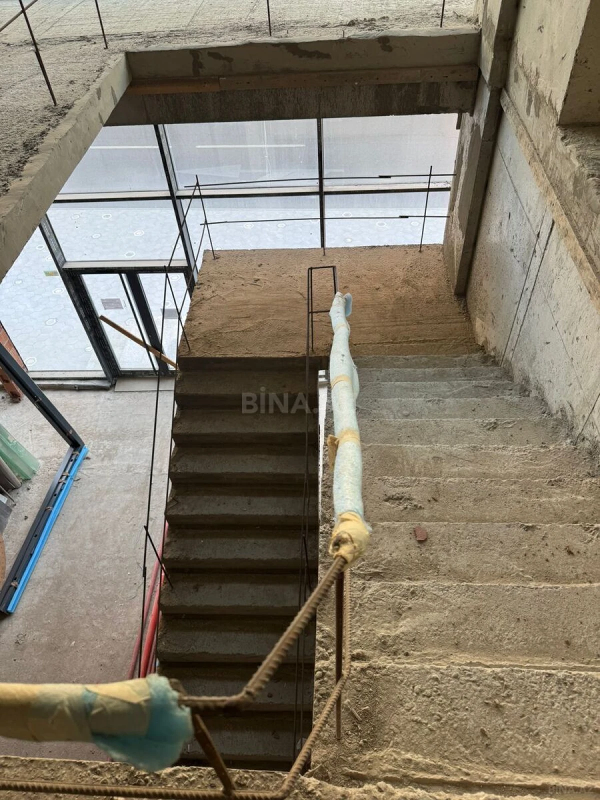 Satılır obyekt 123 m²