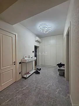 Satılır 4 otaqlı mənzil 171.6 m²