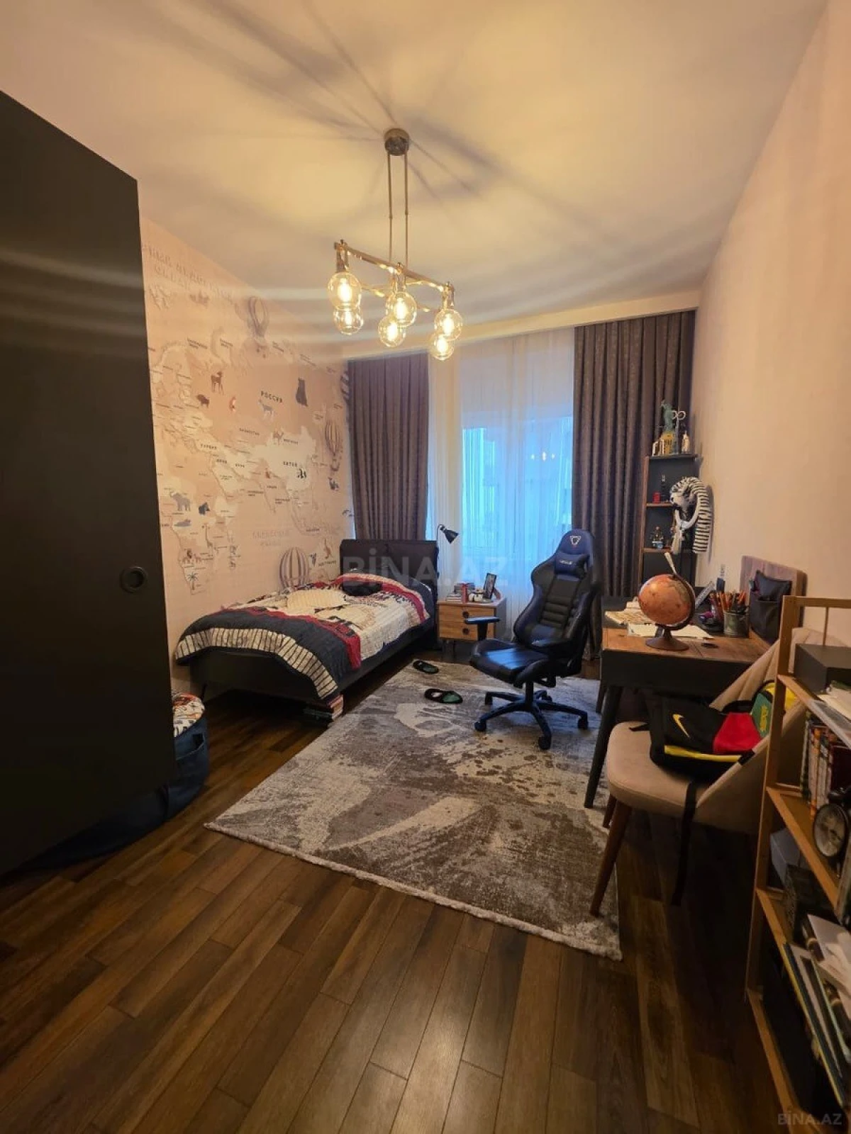 Satılır 4 otaqlı mənzil 171.6 m²