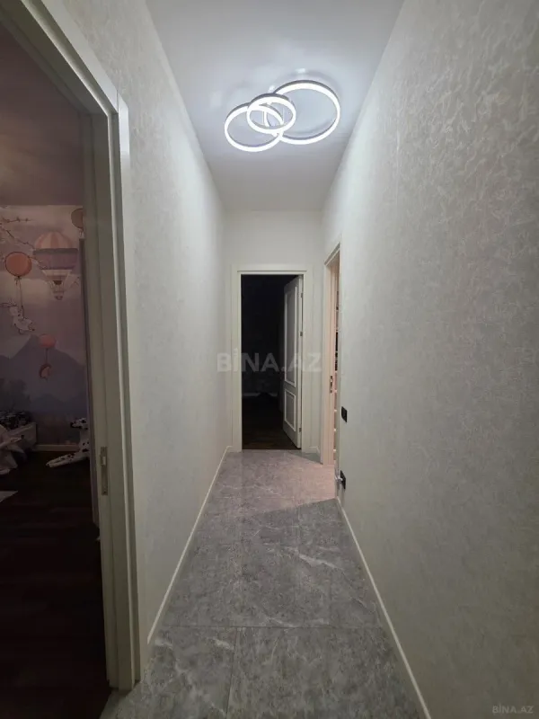 Satılır 4 otaqlı mənzil 171.6 m²