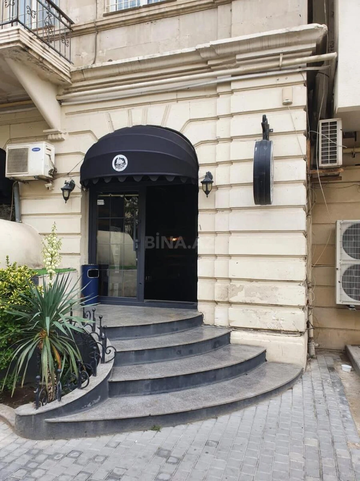 Satılır obyekt 115 m²