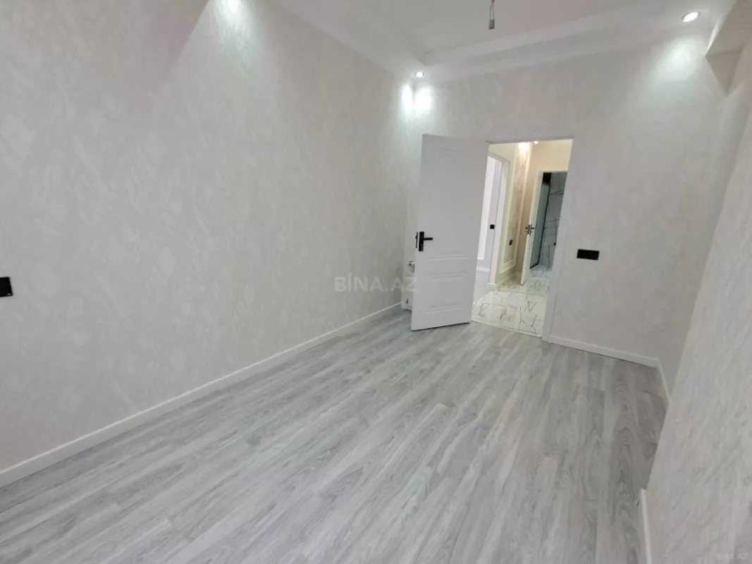 Satılır 3 otaqlı mənzil 74 m²