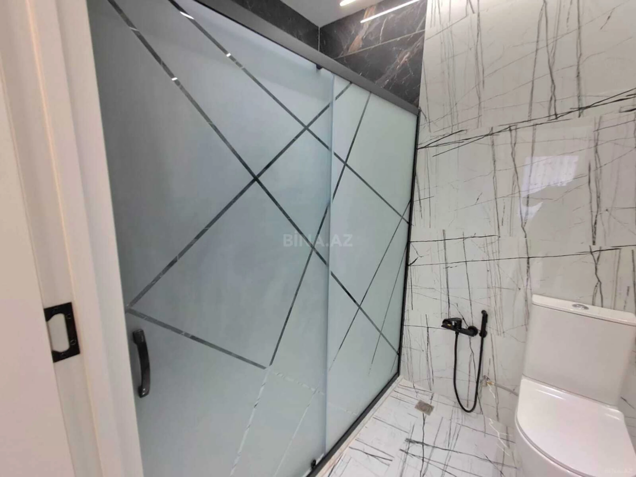 Satılır 3 otaqlı mənzil 74 m²