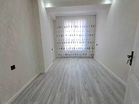 Satılır 3 otaqlı mənzil 74 m²
