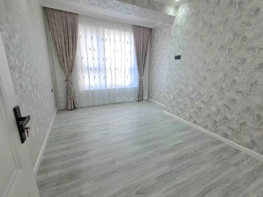 Satılır 3 otaqlı mənzil 74 m²