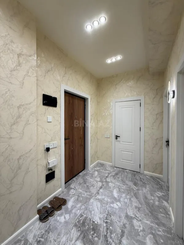 Satılır 2 otaqlı mənzil 55 m²