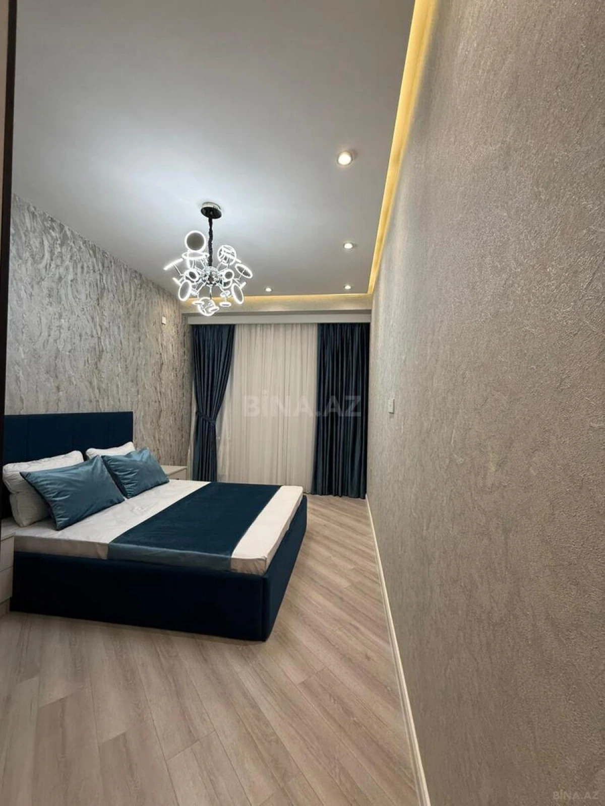 Satılır 2 otaqlı mənzil 55 m²