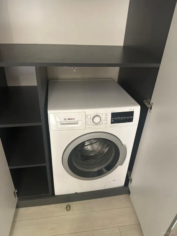 Satılır 3 otaqlı mənzil 107 m²