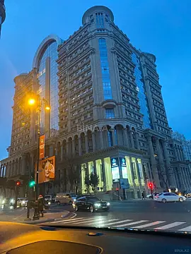 Satılır 3 otaqlı mənzil 107 m² — Bakı 3 otaq 107.00 m²