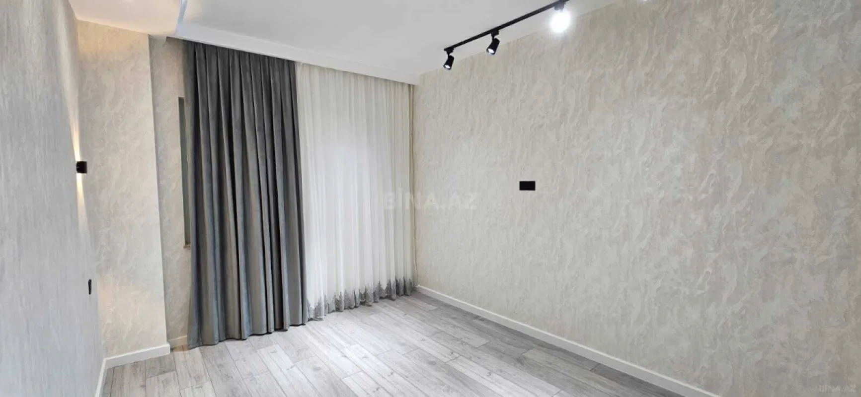 Satılır 3 otaqlı mənzil 75 m²