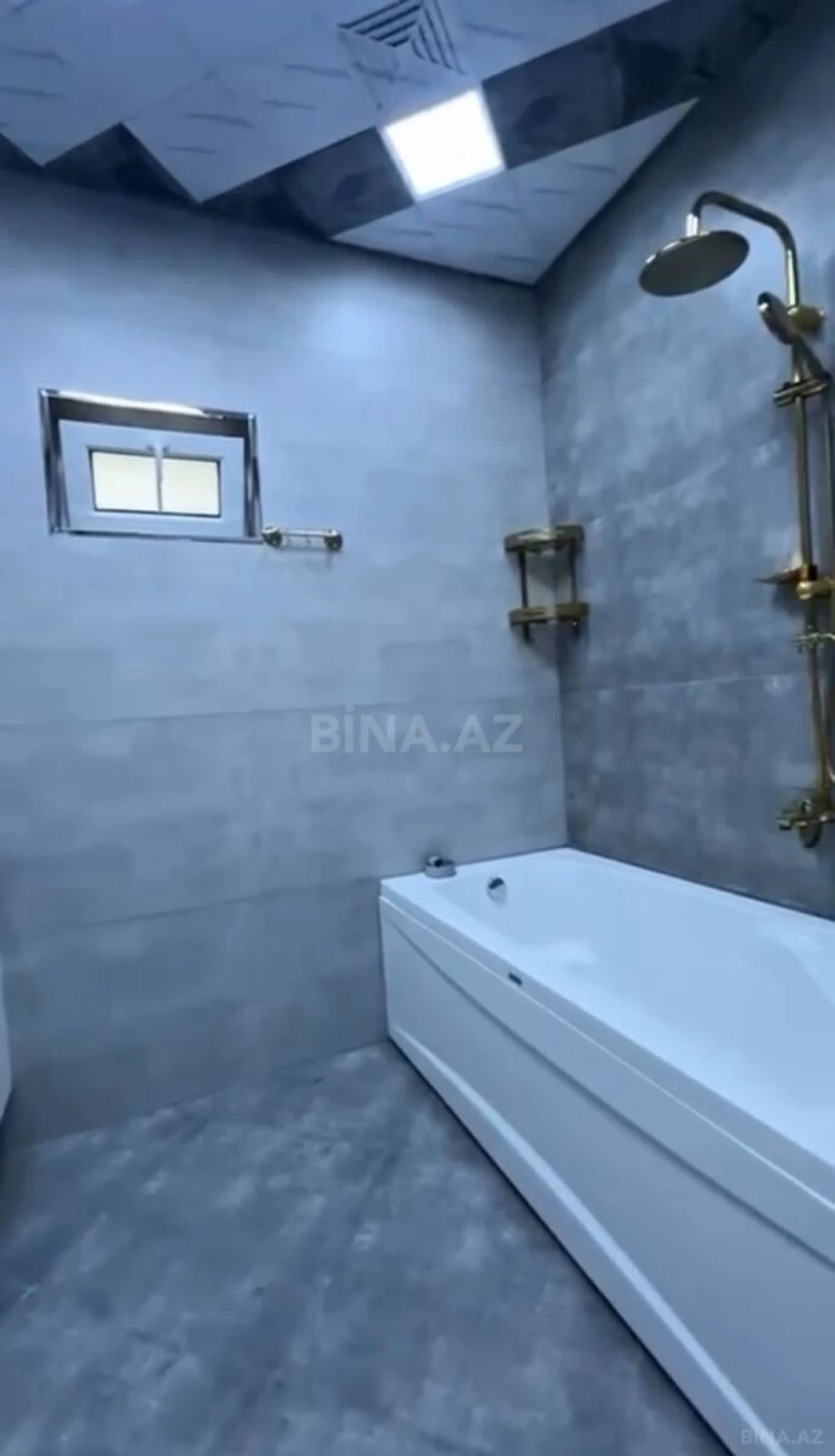 Satılır 5 otaqlı həyət evi 350 m²