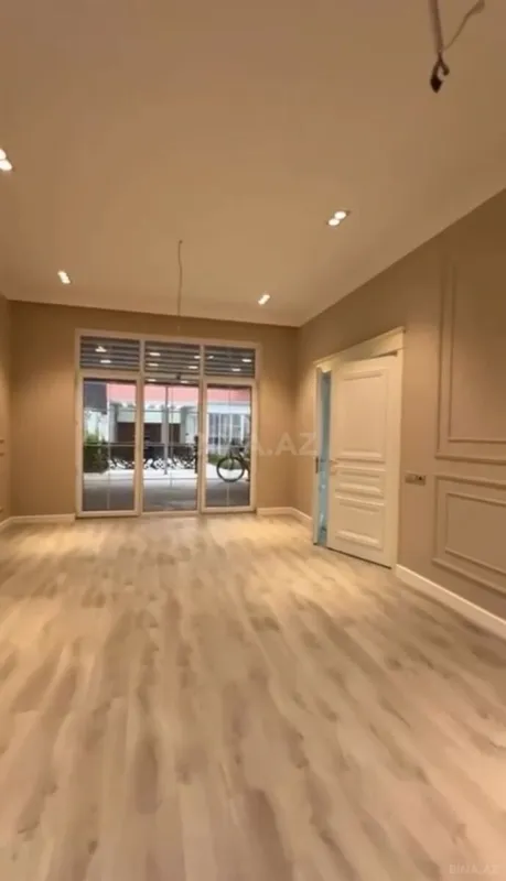 Satılır 5 otaqlı həyət evi 350 m²