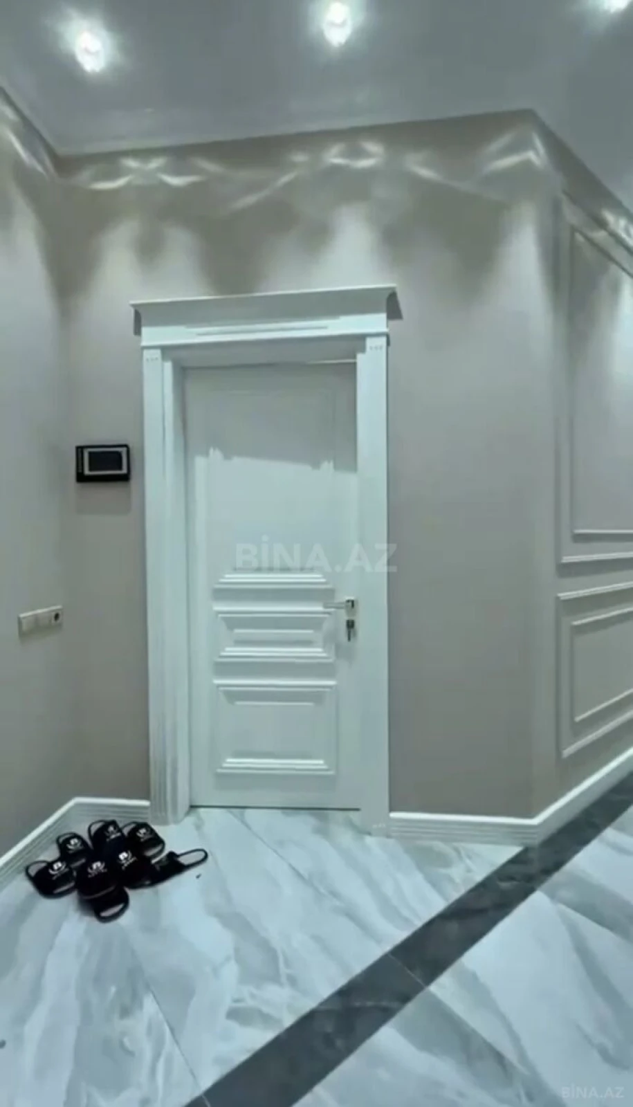 Satılır 5 otaqlı həyət evi 350 m²