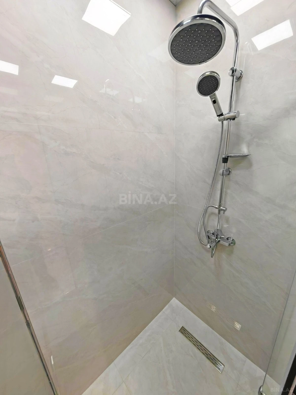 Satılır 3 otaqlı mənzil 100 m²