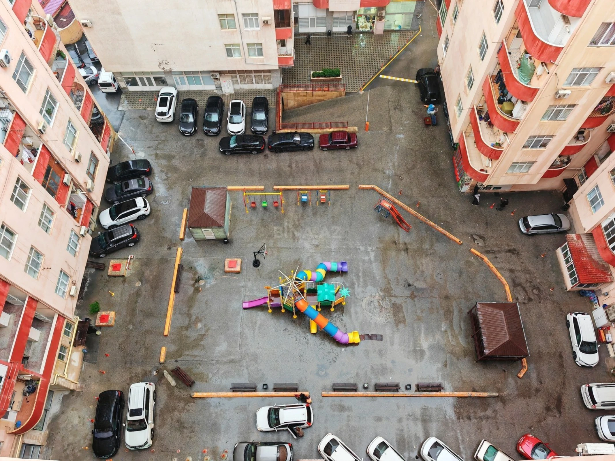 Satılır 3 otaqlı mənzil 100 m²