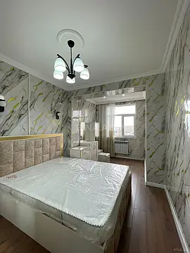 Kirayə verilir 2 otaqlı mənzil 70 m²