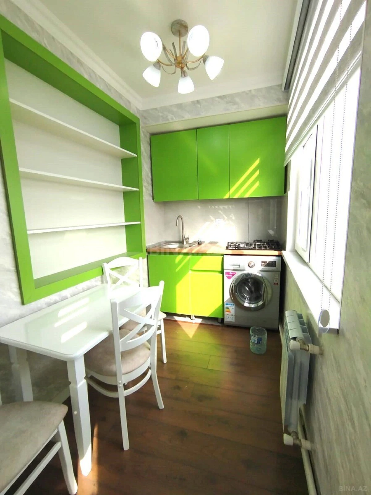 Kirayə verilir 2 otaqlı mənzil 70 m²