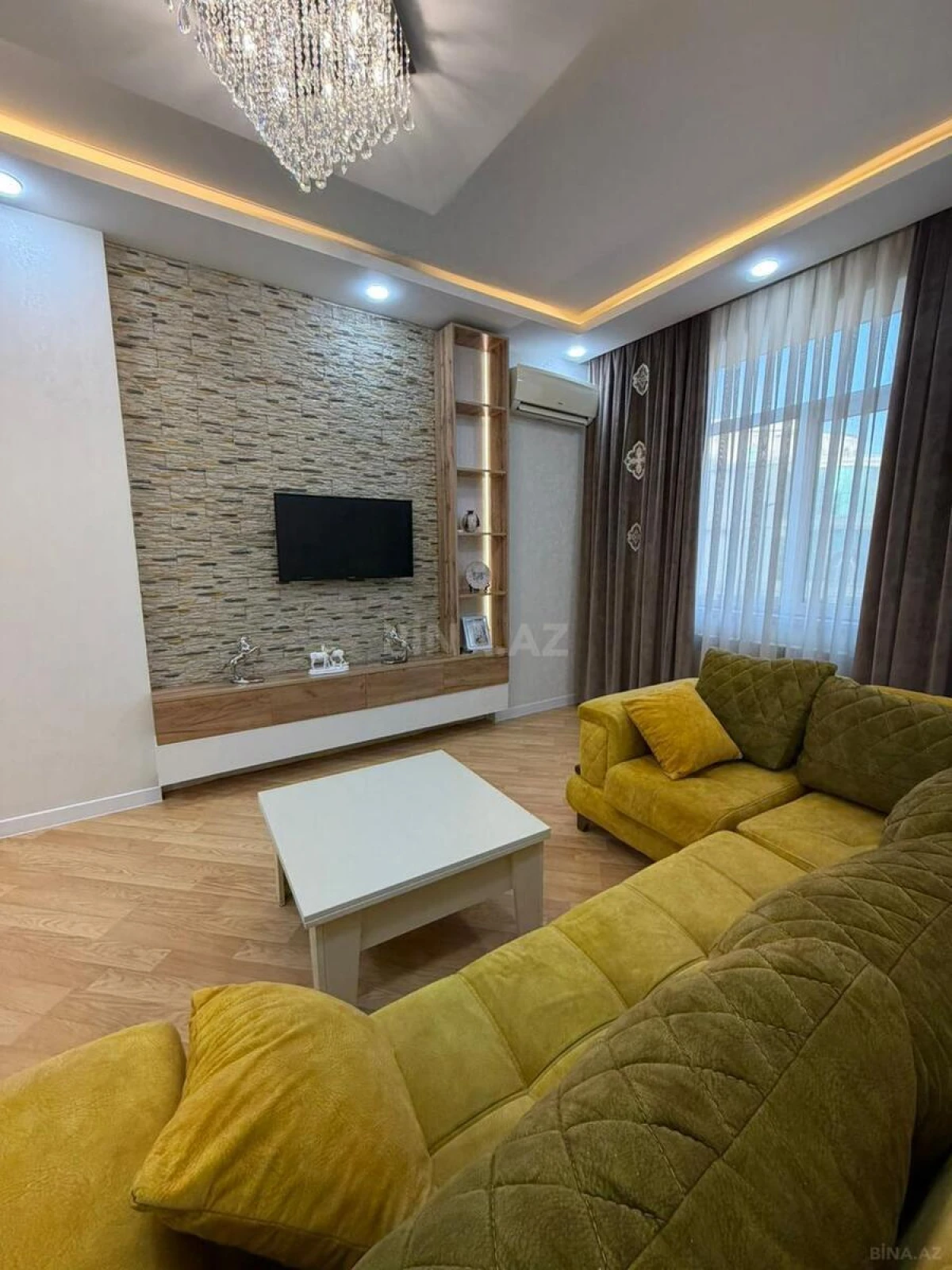 Satılır 2 otaqlı mənzil 65 m²