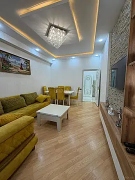 Satılır 2 otaqlı mənzil 65 m²