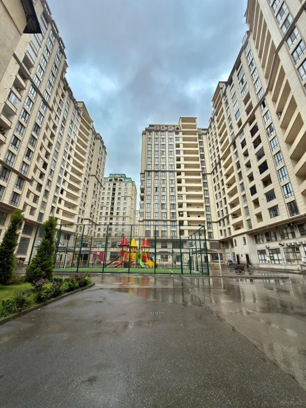 Satılır 3 otaqlı mənzil 71 m²