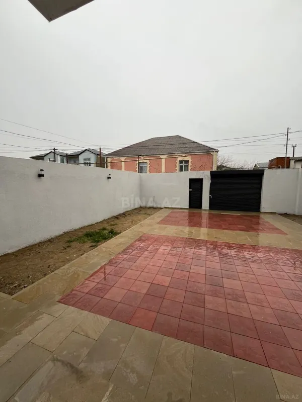 Satılır 5 otaqlı həyət evi 150 m²
