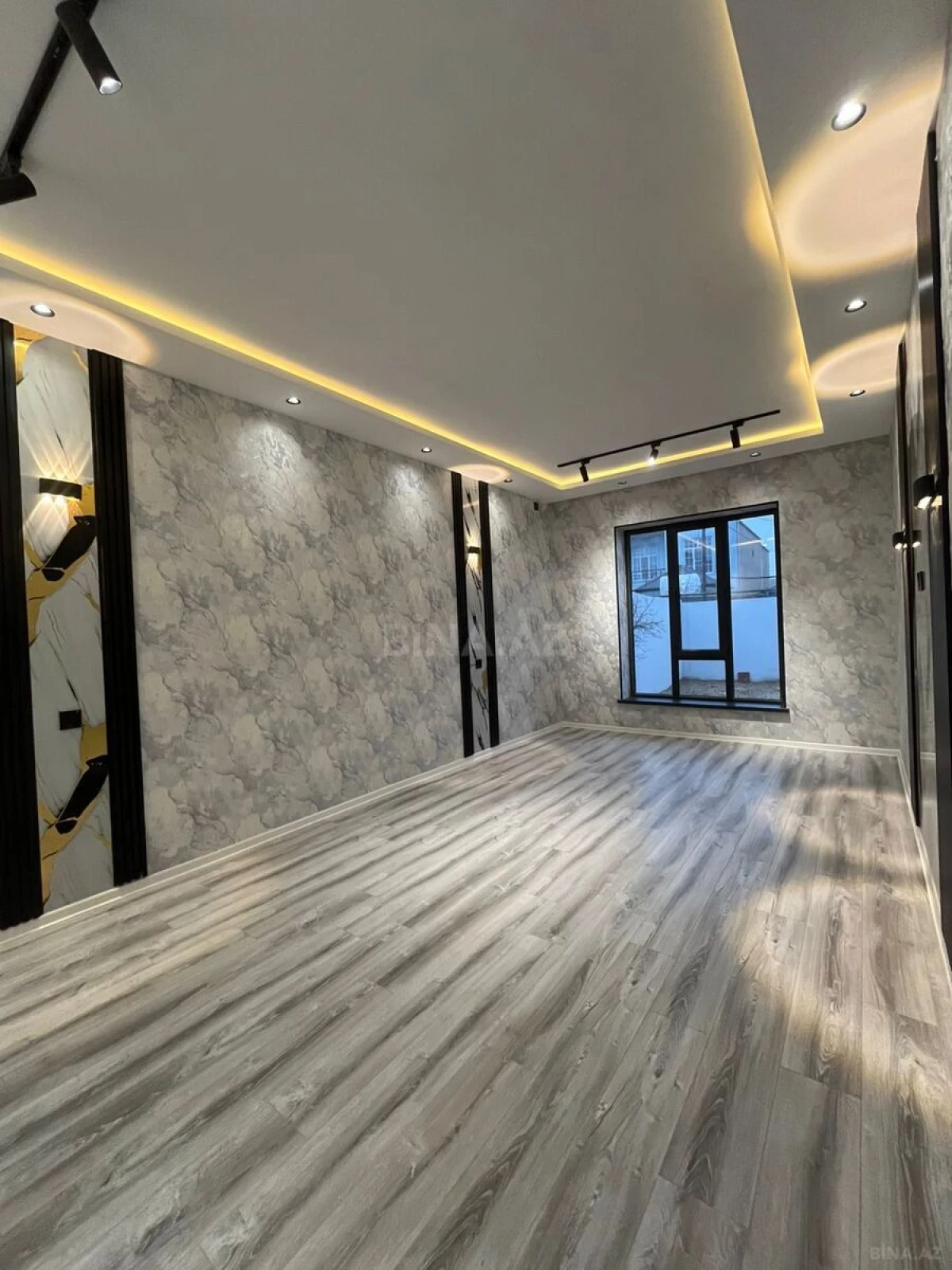 Satılır 5 otaqlı həyət evi 150 m²