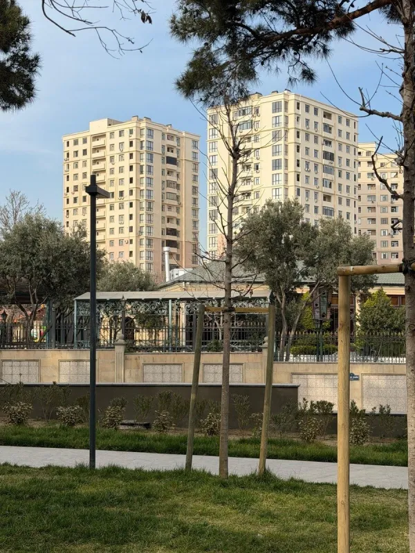 Satılır 3 otaqlı mənzil 116 m²