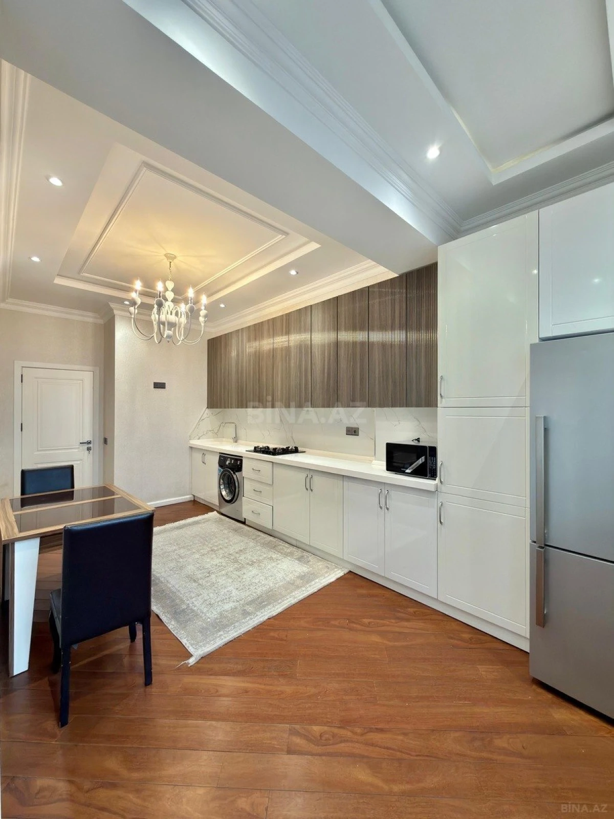 Satılır 3 otaqlı mənzil 116 m²