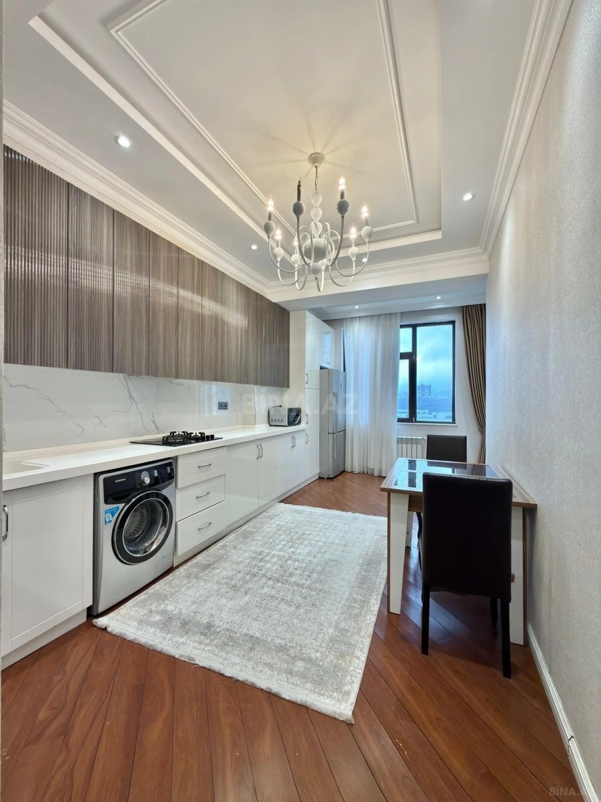 Satılır 3 otaqlı mənzil 116 m²
