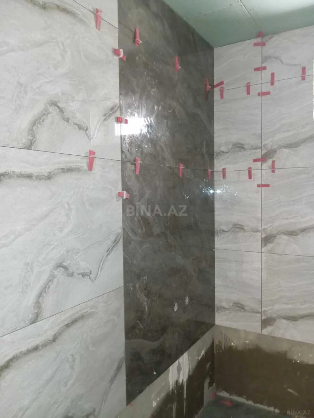 Satılır 5 otaqlı həyət evi 305 m²
