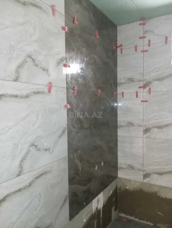 Satılır 5 otaqlı həyət evi 305 m²