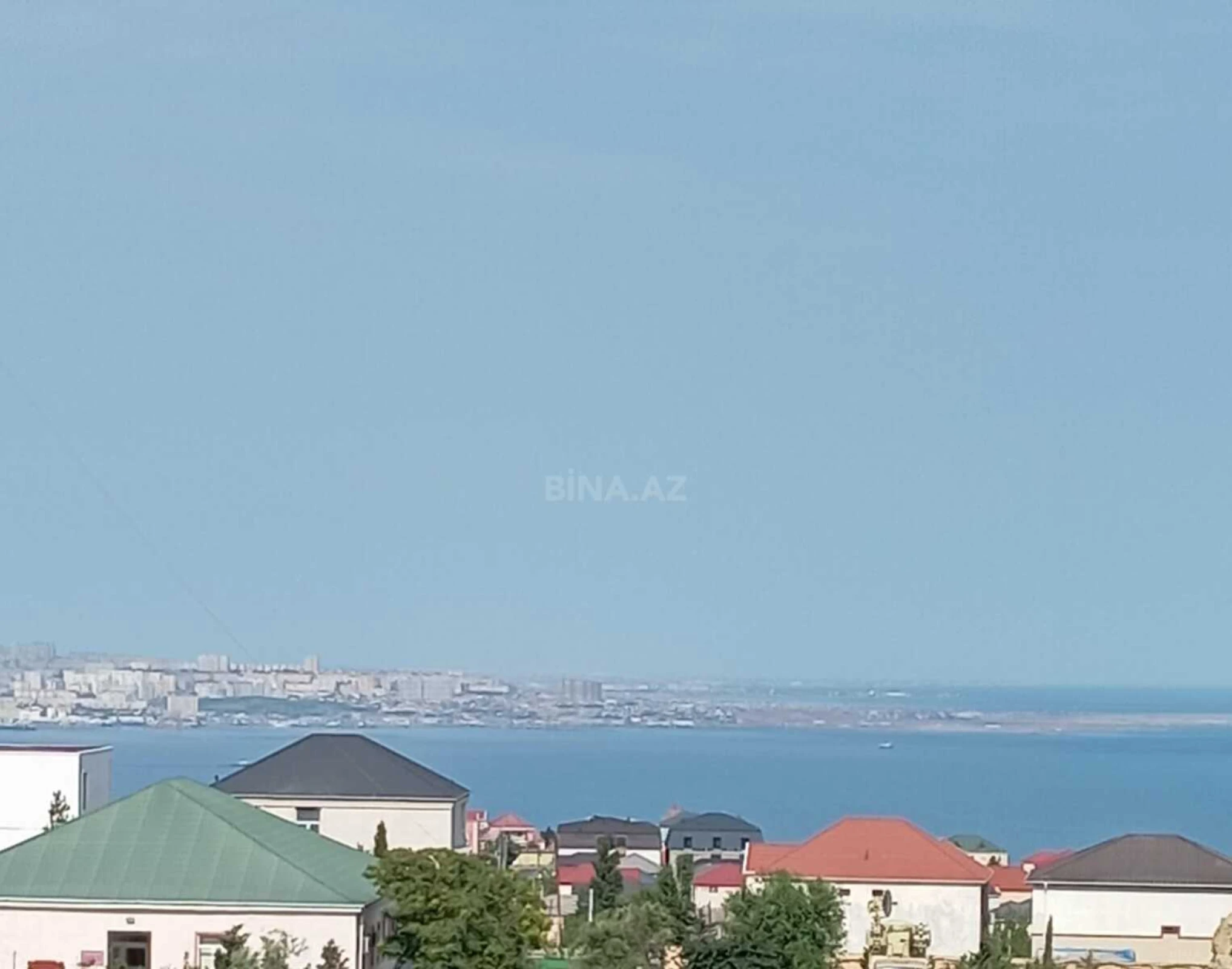 Satılır 5 otaqlı həyət evi 305 m²