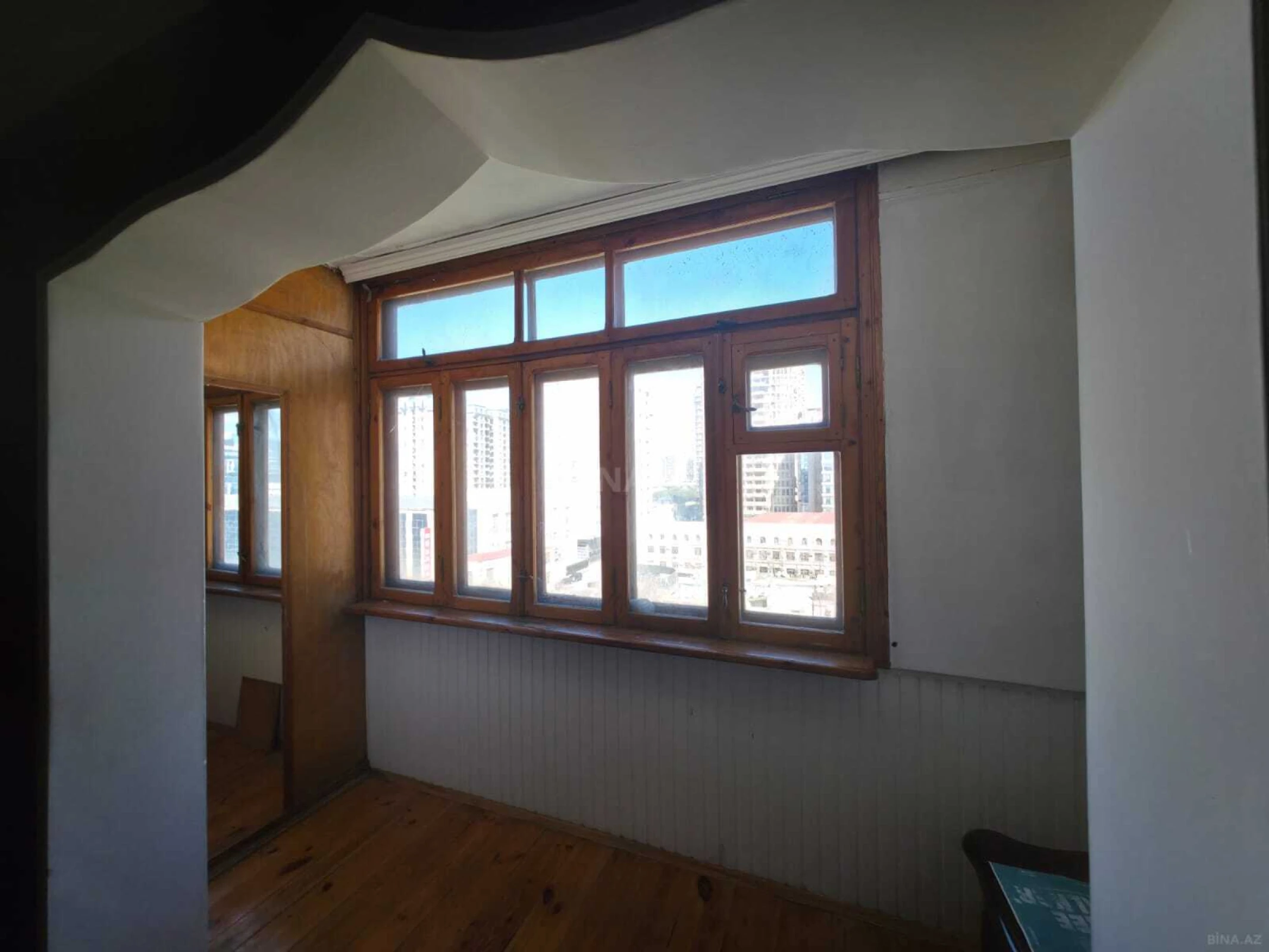 Satılır 2 otaqlı mənzil 60 m²